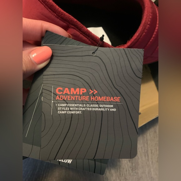 Woods Women's Red Slippers (Size: 9) - Picture 7 of 9